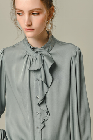 Fangyan | Manatee Silk Blouse
