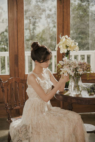 Molifusu | Jasminum Lace Dress