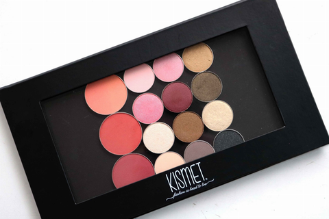 NEW! LOVELY POWDER ILLUMINATORS