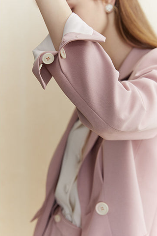 Fansilanen | Asymmetric Rose Blazer
