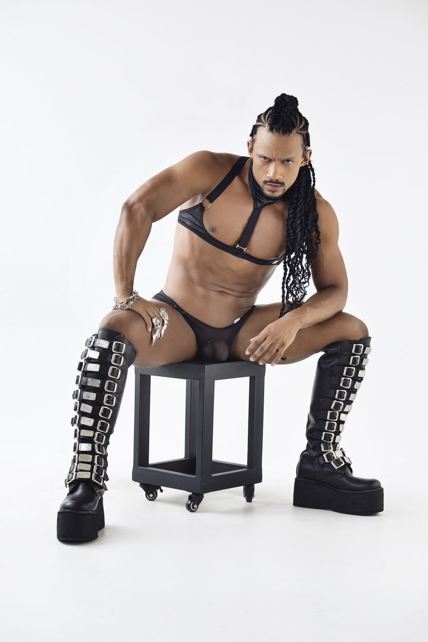 CandyMan_99767_Black_2.jpg