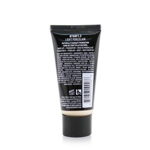 Born To Glow! Naturally Radiant Foundation - # Light Porcelain - 30ml/1.01oz