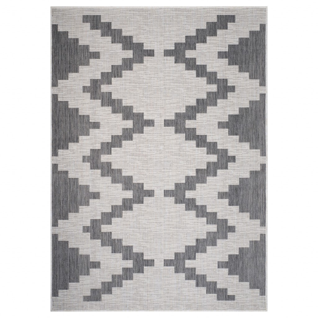 5’ x 7’ Gray Geometric Indoor Outdoor Area Rug