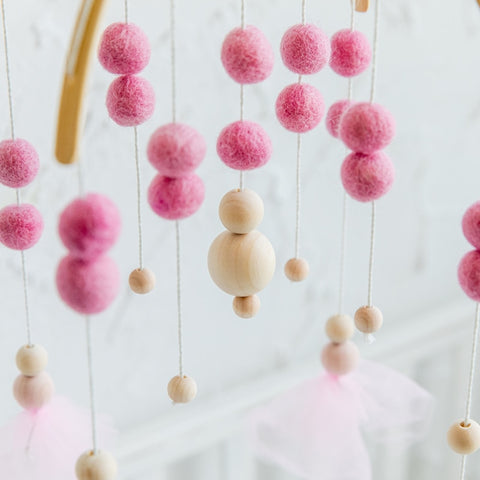Baby Toys Wooden Baby Rattles Mobile Wool Ball Wind Chimes Bell Toys For Nerbown Bed Hanging Tent Decor Nursing Baby Products