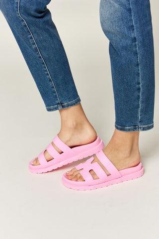 WILD DIVA Cutout Open Toe Flat Sandals